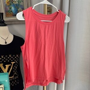 Nike Women’s Coral Sleeveless Tank Top Small